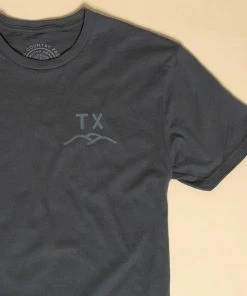 T-Shirts Texas Hill Country Men's All's Good T-Shirt